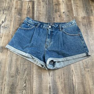 Abercrombie and Fitch Annie High Rise Shorts size 32/14